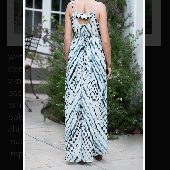 Maternity Sleeveless Indigo Printed dress - Picture 3 of 7